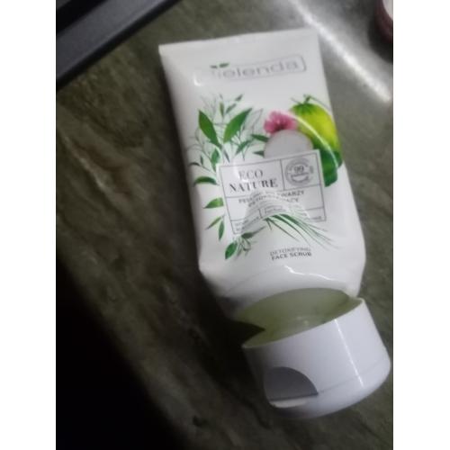 Bielenda Eco Nature, Peeling do twarzy detoksykujący `Woda kokosowa + zielona herbata + trawa cytrynowa` - opinie | zdjęcie do recenzji od Wiola435