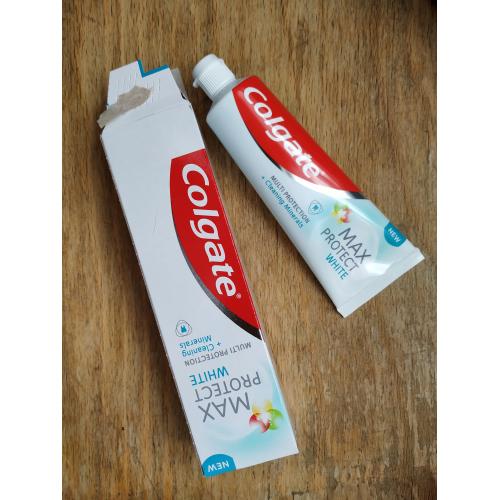 Colgate Max Protect White Multi Protection + Cleaning Minerals Toothpaste (Pasta do zębów) - opinie | zdjęcie do recenzji od teczowaosmiornica