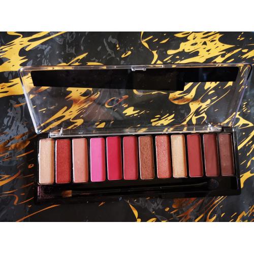 Rimmel Magnif`Eyes Crimson Palette (Paleta cieni do powiek) - opinie | zdjęcie do recenzji od Ewafefka - 4
