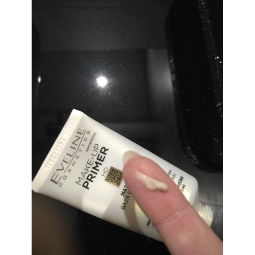 Eveline Cosmetics HD Long Lasting Formuła 24h, Make-up Primer (Matująca baza pod makijaż 3 w 1) - opinie | zdjęcie do recenzji od PAUNI - 2