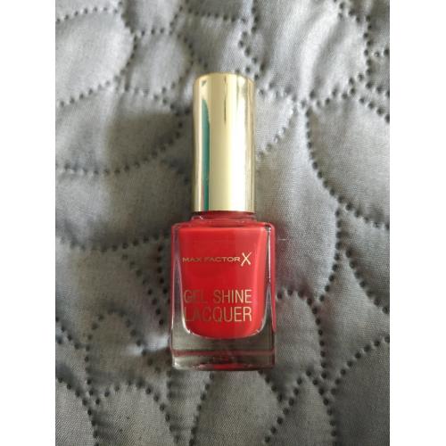 Max Factor Gel Shine Lacquer (Żelowy lakier do paznokci) - opinie | zdjęcie do recenzji od Paula9595p