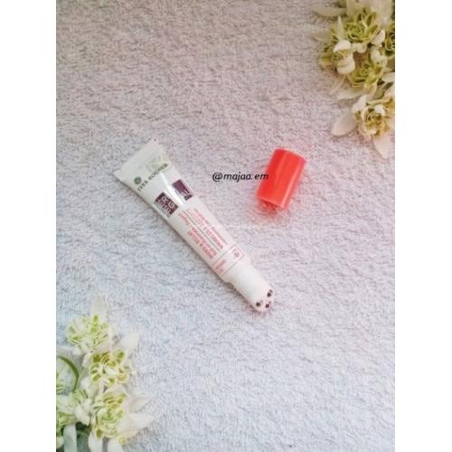 Yves Rocher Serum Vegetal, Rides & Eclat, Roll on Illuminateur Regard (Rozświetlający roll on pod oczy dzień & noc) - opinie | zdjęcie do recenzji od Majka_93 - 2