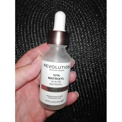 Revolution Skincare Revolution Skincare, Skin Wrinkle & Fine Line Reducting Serum 10 %  Matrixyl (Przeciwzmarszczkowe peptydowe serum do twarzy) - opinie | zdjęcie do recenzji od Ivonek38 - 1