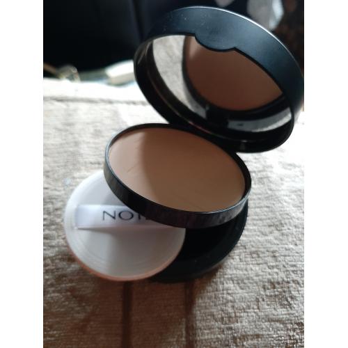 Note Cosmetique Luminous Silk Cream Powder (Puder w kompakcie) - opinie | zdjęcie do recenzji od hilleczka