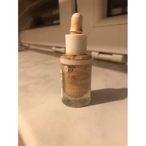 Bell HYPOAllergenic, Just Free Skin Light Liquid Concealer (Hypoalergiczny lekki korektor pod oczy w płynie) - opinie | zdjęcie do recenzji od Magda_d3 - 2
