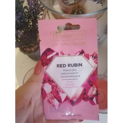 Bielenda Crystal Glow, Maseczka odżywiająco-rozświetlająca `Red Rubin` - opinie | zdjęcie do recenzji od blondeinbeauty