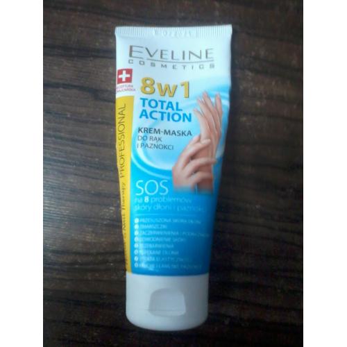 Eveline Cosmetics Total Action 8 w 1, Krem - maska do rąk i paznokci nawilżająco - regenerująca - opinie | zdjęcie do recenzji od Vigrosska