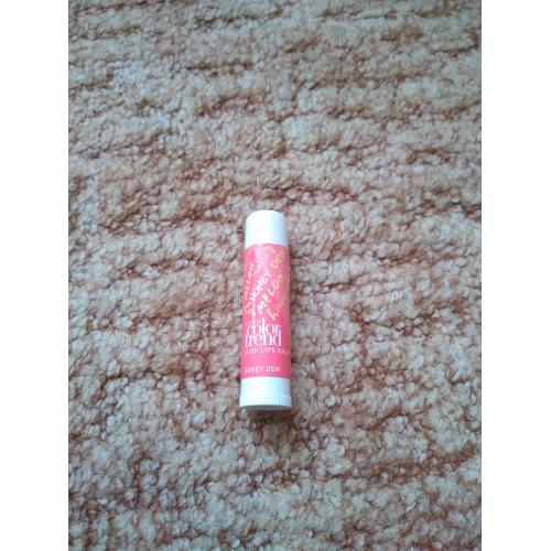 Avon Color Trend, Lipbalm (Nawilżający balsam do ust `Kolorowy koktajl`) - opinie | zdjęcie do recenzji od Vigrosska