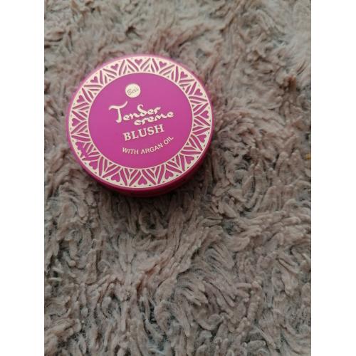 Bell Oriental Tales, Tender Creme Blush with Argan Oil (Kremowy róż do twarzy) - opinie | zdjęcie do recenzji od monikamotyl - 2