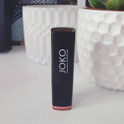 Joko Moisturizing Lipstick (Pomadka nawilżająca) - opinie | zdjęcie do recenzji od DominikaCym