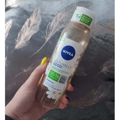 Nivea Naturally Good, Jasmin & Chamomile Scent & Touch Of Bio Oil Shower Gel (Żel pod prysznic `Jaśmin i rumianek`) - opinie | zdjęcie do recenzji od Karolinkaaa27