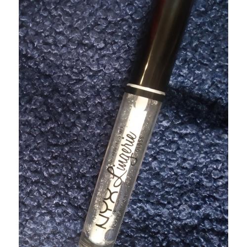 NYX Professional Makeup Lip Lingerie Gloss (Błyszczyk do ust) - opinie | zdjęcie do recenzji od Gogo145