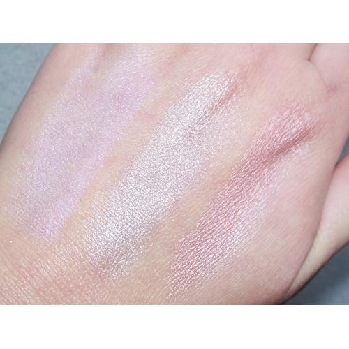 I Heart Revolution Marshmallow Heart Highlighter (Rozświetlacz do twarzy) - opinie | zdjęcie do recenzji od Smerfeta83 - 3