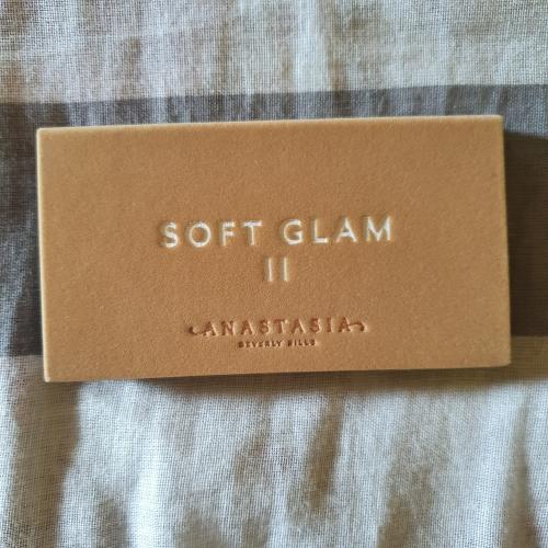 Anastasia Beverly Hills Soft Glam II Mini Eyeshadow Palette (Paleta cieni do powiek) - opinie | zdjęcie do recenzji od wonder_joker97 - 4