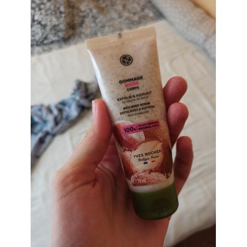 Yves Rocher Reparation, Gommage Riche Corps Vegetal Karite (Odżywczy peeling do ciała z masłem karite) - opinie | zdjęcie do recenzji od 3Musicals