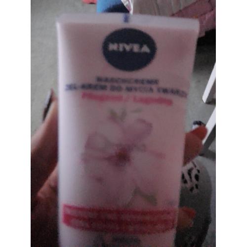 Nivea Waschcreme Almond Oil (Żel-krem do mycia twarzy) - opinie | zdjęcie do recenzji od tomasz2014