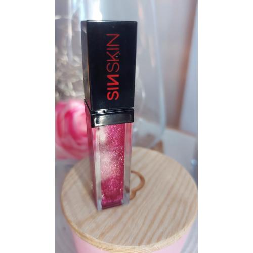 SinSkin Must Have, Lip Gloss (Mini błyszczyk) - opinie | zdjęcie do recenzji od Justiika