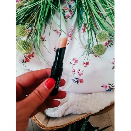 Revlon PhotoReady, Concealer (Korektor do twarzy) - opinie | zdjęcie do recenzji od 7a06ac59e4dc690f8e80c7b3076f57372d3721af_6397c093f40a5