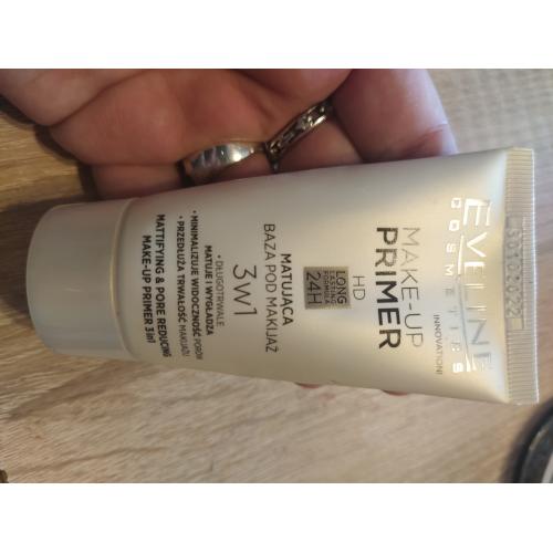 Eveline Cosmetics HD Long Lasting Formuła 24h, Make-up Primer (Matująca baza pod makijaż 3 w 1) - opinie | zdjęcie do recenzji od AnnNowa