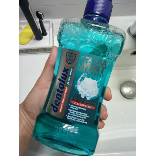 Dentalux Extra Mint Freshness Mouthwash (Płyn do płukania jamy ustnej z alkoholem) - opinie | zdjęcie do recenzji od KAJAL K