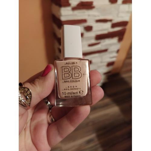 Avon True Colour, BB Nail Colour 7 in 1 [Nail Experts, All- In- 1 BB Nail Colour ] (Lakier BB do paznokci) - opinie | zdjęcie do recenzji od AnnNowa