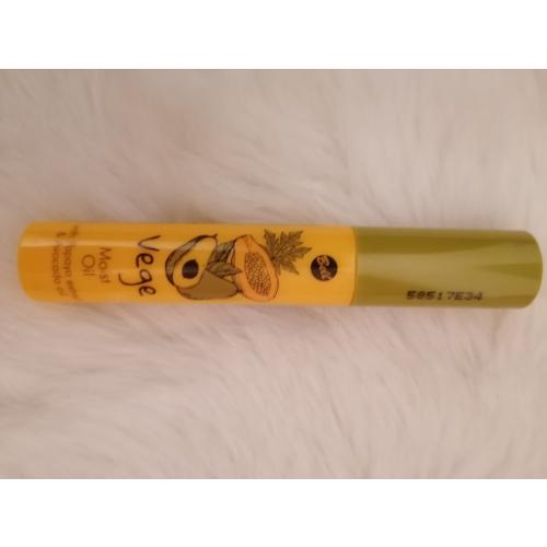 Bell Vege, Moist Oil (Olejek do ust) - opinie | zdjęcie do recenzji od M_art_a_Anna - 2