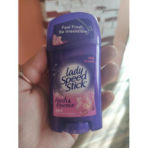 Lady Speed Stick Fresh Infused Protection Deodorant Fresh & Essence 48h Antiperspirant Wild Freesia (Antyperspirant w sztyfcie) - opinie | zdjęcie do recenzji od AnnNowa