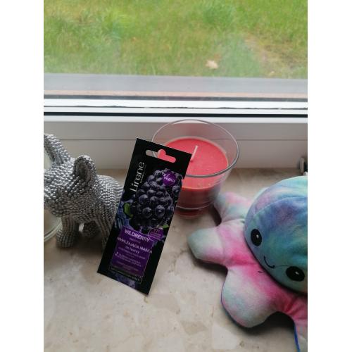 Lirene Dermoprogram Wildberry Smoothie, Nawilżająca maska do twarzy - opinie | zdjęcie do recenzji od blondeinbeauty
