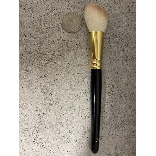 M Brush by Maxineczka M Brush 03 (Pędzel do makijażu 03) - opinie | zdjęcie do recenzji od fc6bbe57da52d8999f3cda6c9db2214ecf19a209_649380f1ee668 - 3