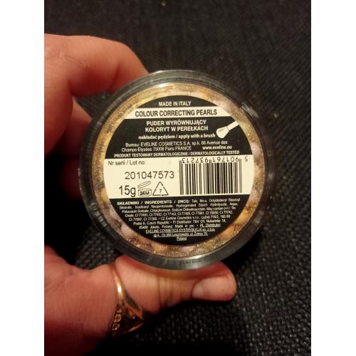 Eveline Cosmetics Full HD Pearls, Face Powder 16H (Puder w kulkach) - opinie | zdjęcie do recenzji od AnnNowa - 2