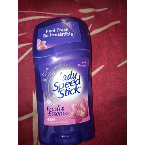 Lady Speed Stick Wild Freesia Stick 24H Protection Antyperspirant / Deodorant (Dezodorant antyperspiracyjny w sztyfcie) - opinie | zdjęcie do recenzji od LadyBasia
