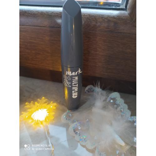 Avon Mark., Big & Multiplied Volume Mascara (Pogrubiający i rozdzielający tusz do rzęs) - opinie | zdjęcie do recenzji od Amexly - 1