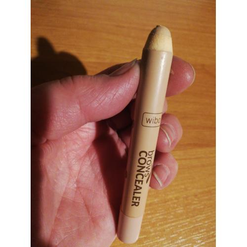 Wibo Brows Concealer (Kredka do brwi) - opinie | zdjęcie do recenzji od Ivonek38