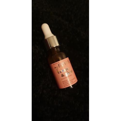 Eveline Cosmetics Beauty & Glow, Serum rozświetlające z kompleksem wygładzającym 7% `Give Me More! ` - opinie | zdjęcie do recenzji od fasollamakeuobeauty