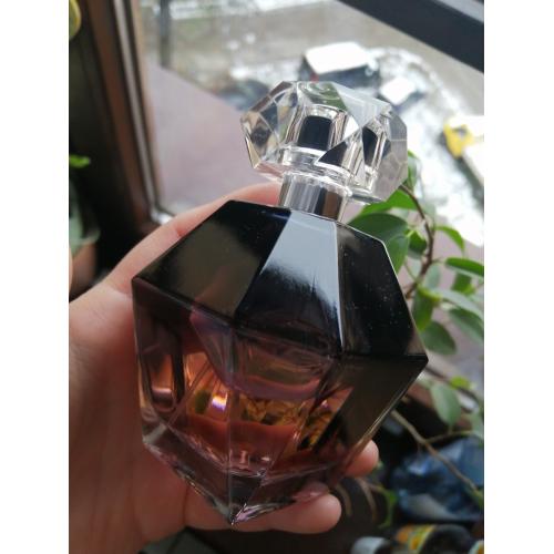 La Rive Taste Of Kiss EDP - opinie | zdjęcie do recenzji od Celisa