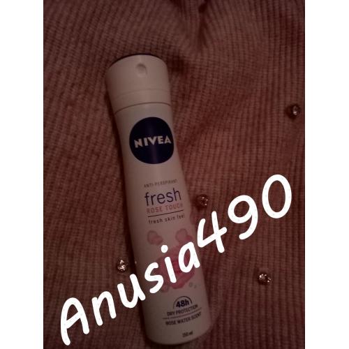 Nivea Fresh Rose Touch, Anti-perspirant Spray 48h (Antyperspirant w sprayu dla kobiet) - opinie | zdjęcie do recenzji od Anusia490