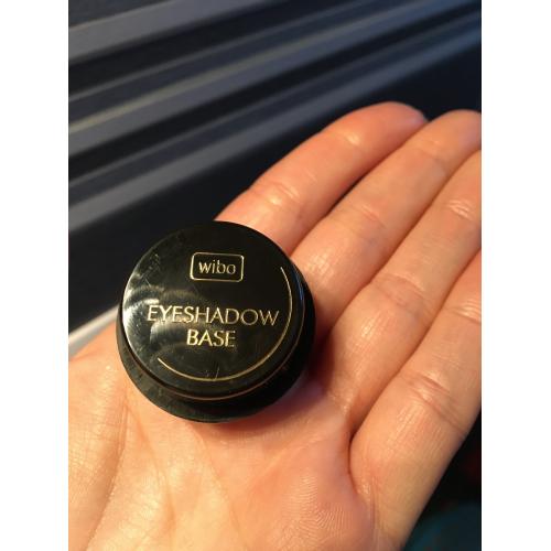 Wibo Eyeshadow Base (Baza pod cienie do oczu) - opinie | zdjęcie do recenzji od MartaSowka - 1
