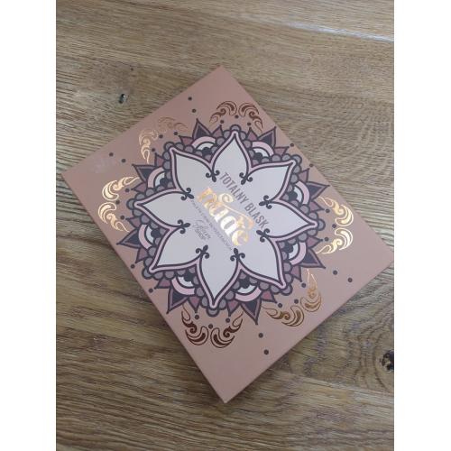 Glam Shop Kolekcja Mandala, GlamBOX, Paleta 15 cieni do powiek `Totalny Blask Nude` - opinie | zdjęcie do recenzji od Rumcykiewicz - 2