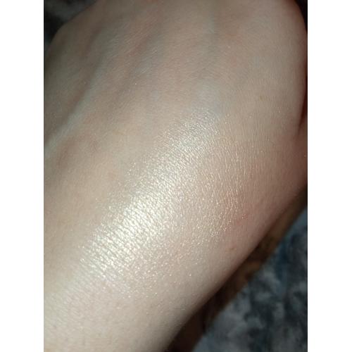 Makeup Obsession London Mega Honey Highlighter (Rozświetlacz) - opinie | zdjęcie do recenzji od klaudiagier - 4