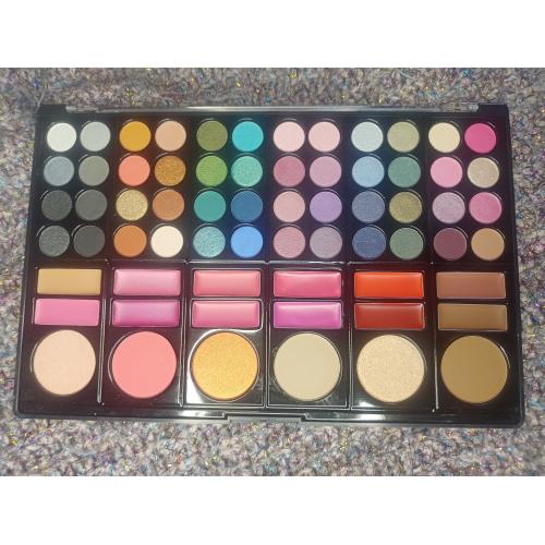 Fab Factory Luxury Make-up Artist Palette (Paleta do makijażu) - opinie | zdjęcie do recenzji od AnnNowa - 1