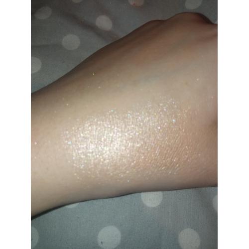 Hean Glam, Highlighter Powder (Rozświetlacz do twarzy i ciała (stara wersja)) - opinie | zdjęcie do recenzji od klaudiagier - 4