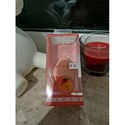 KillyS Make Me Up! , Infused Mango Makeup Sponge (Gąbeczka do makijażu z mango) - opinie | zdjęcie do recenzji od blondeinbeauty