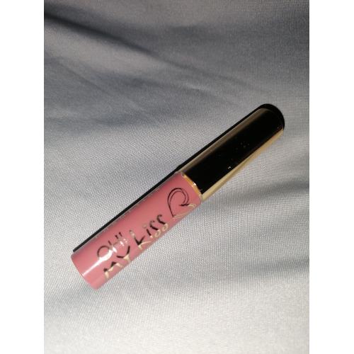 Eveline Cosmetics Oh! My Kiss Lipstick (Pomadka i balsam do ust) - opinie | zdjęcie do recenzji od Gosiagos87 - 1