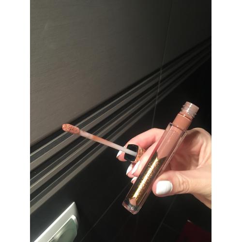 Max Factor Colour Elixir, Honey Lacquer (Błyszczyk do ust) - opinie | zdjęcie do recenzji od MartaSowka - 4