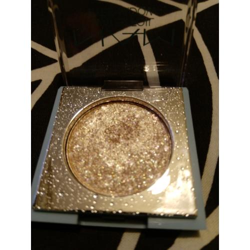 Nam Professional by Wibo Get Wet, Water Foil Eyeshadow (Cienie foliowe do powiek) - opinie | zdjęcie do recenzji od Owocowysad - 2