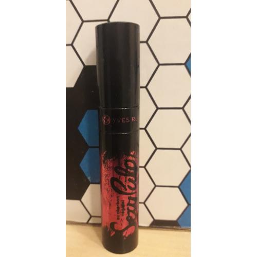 Yves Rocher Sexy Pulp Noir Extreme Mascara (Pogrubiający tusz do rzęs z pigmentami z węgla pochodzenia roślinnego) - opinie | zdjęcie do recenzji od Mala_mi95 - 1