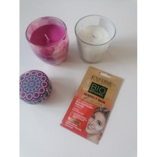 Eveline Cosmetics Bio Organic Perfect Skin, Rozświetlający enzymatyczny peeling gommage - opinie | zdjęcie do recenzji od blondeinbeauty