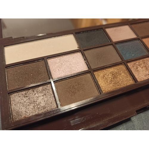 I Heart Revolution Salted Caramel Shadow Palette (Paleta 16 cieni do powiek) - opinie | zdjęcie do recenzji od arwena22 - 3