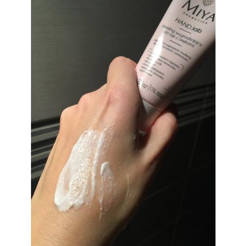 Miya Cosmetics HAND.lab, Skoncentrowana maska do dłoni i paznokci z kompleksem olejków 40% - opinie | zdjęcie do recenzji od MartaSowka - 1