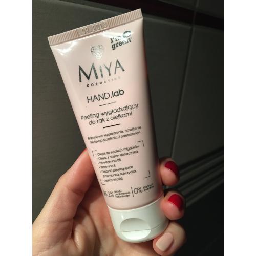 Miya Cosmetics HAND.lab, Skoncentrowana maska do dłoni i paznokci z kompleksem olejków 40% - opinie | zdjęcie do recenzji od MartaSowka - 2